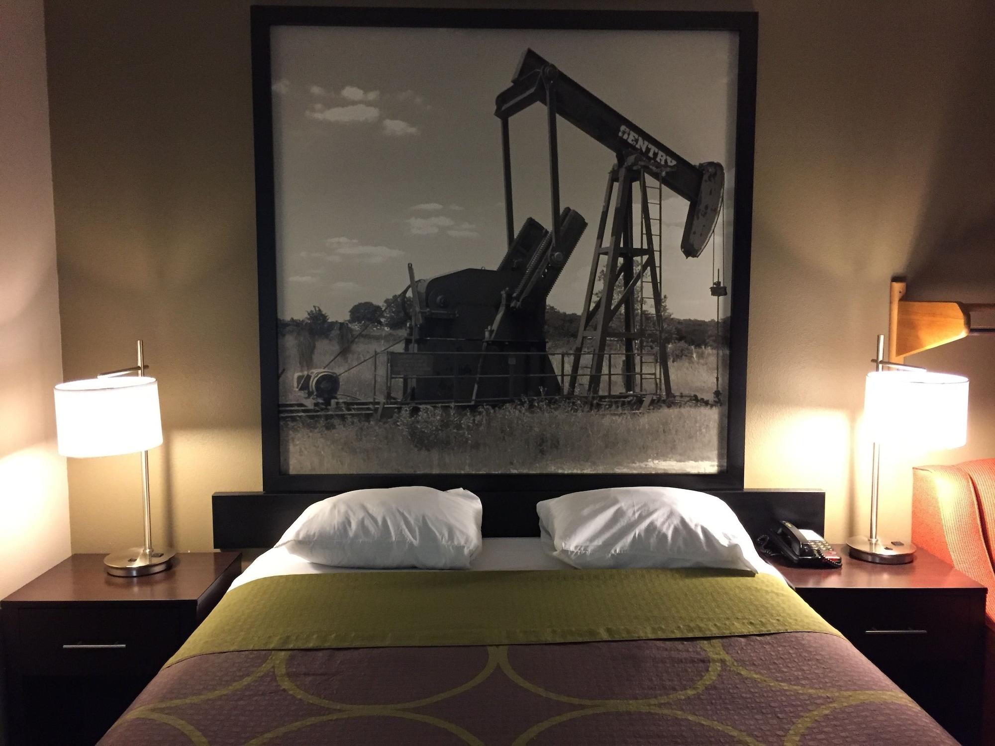 Super 8 By Wyndham Bedford Dfw Airport West Motel Екстериор снимка