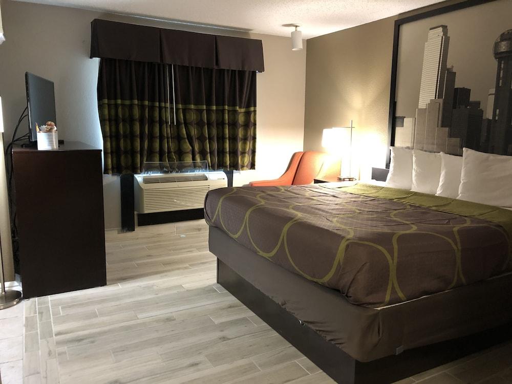 Super 8 By Wyndham Bedford Dfw Airport West Motel Екстериор снимка
